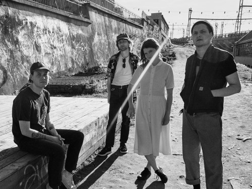 Plakát události Manon meurt | Ida the Young