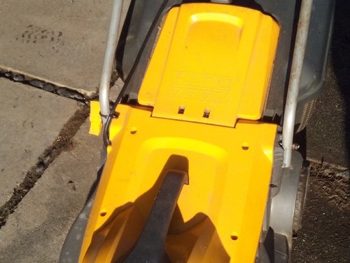 Prodám - elektrická zahradní sekačka STIGA