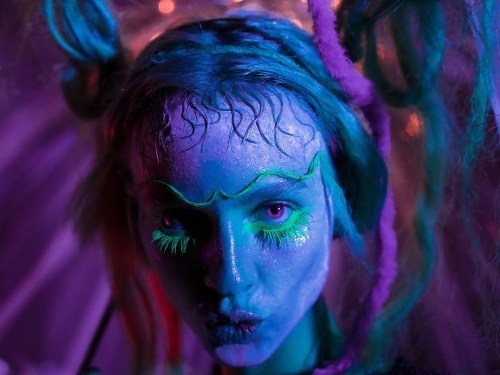 Plakát události Josefina Dusk + Kutya