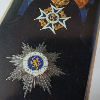 Faleristický materiál odkoupím hotově za katalogové ceny