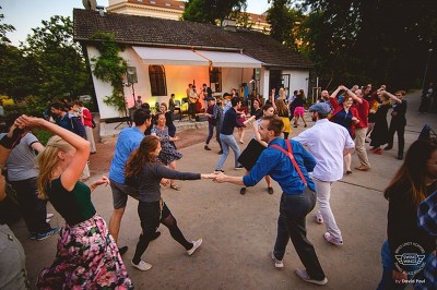 Plakát události Swingová tančírna na Ponavě: House Band Trio