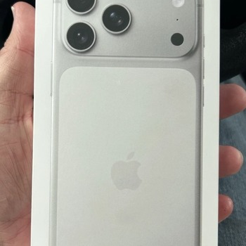 Originální Apple iPhone 17 Pro Max 256 GB (100% baterie)