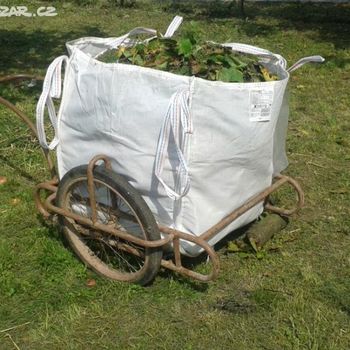 Vaky, zoky na seno, zahradní odpad, stepku, obilí