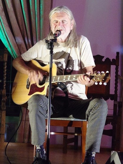 Plakát události ZÁVIŠ v Prostějově !