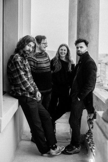 Plakát události Vodní plocha hraje Navarovou