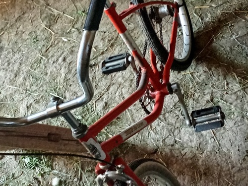 Prodám dětské kolo Velamos červená barva