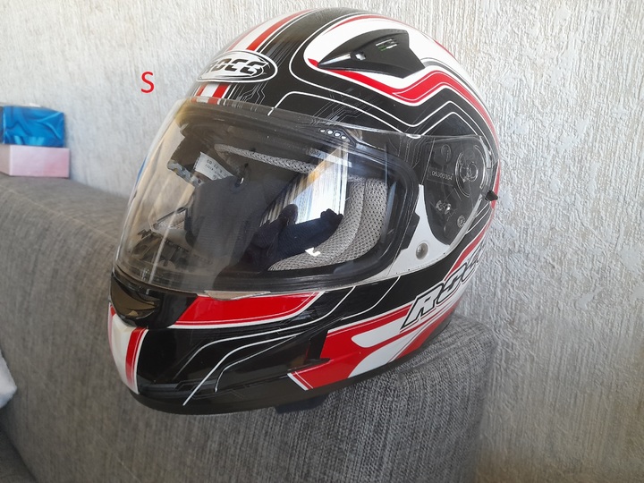 Moto helmyS a M