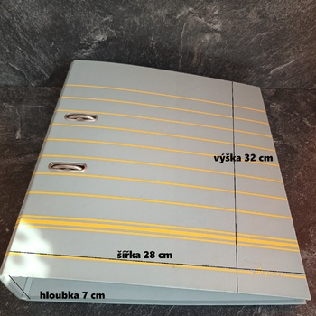 Kancelářské šanony na papíry A4, nebo plastové složky A4