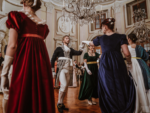 Plakát události Empírový bál - Tenkrát ve Slavkově 1805 (+220)