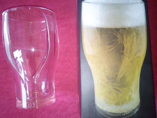 Chlazený nápoj během chvilky CoolDownDrink