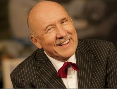 Plakát události PETR A KAMARÁDI - Petr Nárožný v Kinokavárně