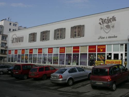 Restaurace a pivnice Ježkovna