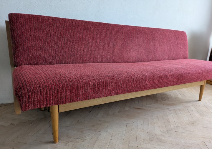 Originální retro rozkládací pohovka JITONA