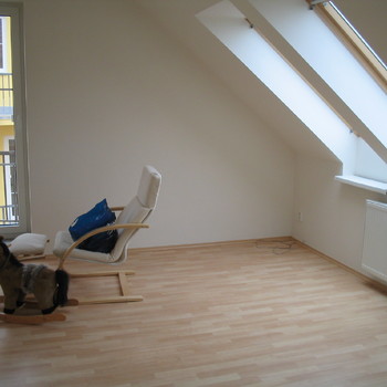 Nabízím částečně zařízený byt 2+kk v Tišnově, ulice Dlouhá, 67,5 m² + 8 m² balkon