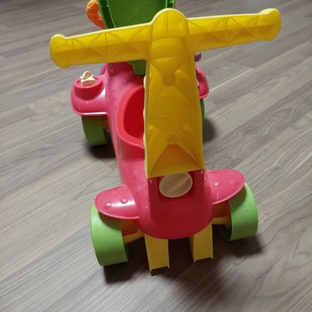 Dětské odrážedlo