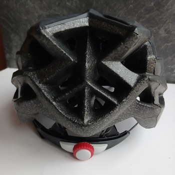 Prodám  Cyklistickou přilbu PROT Zamora .