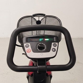 Elektrický invalidní skútr Handicare Trophy 6