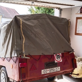 Prodam přívěsný vozík za osobní auto.