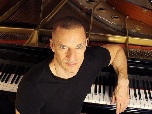 Plakát události Walter (USA) hraje Beatles (UK)