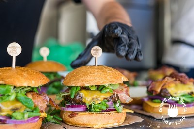 Plakát události Dobré jídlo světa street food piknik Kačina 2023