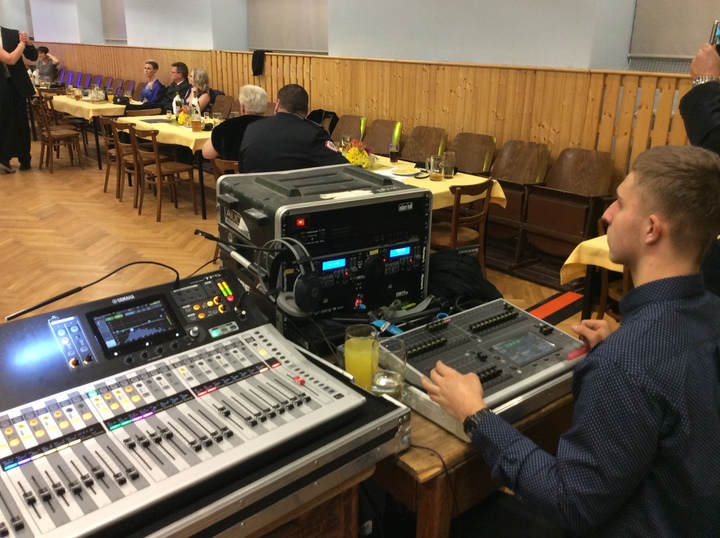 Prodám digitální pult Yamaha TF-5