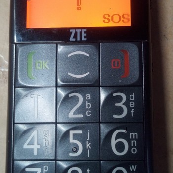 Telefon Aligator A321 a telefon ZTE GS202