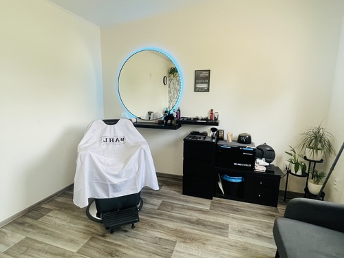 Brendy barber shop