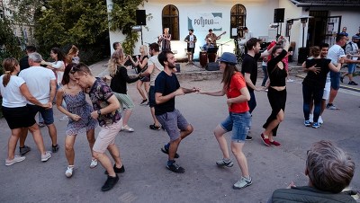 Plakát události Letní latino tančírna se skupinou SABOR LATINO - combo
