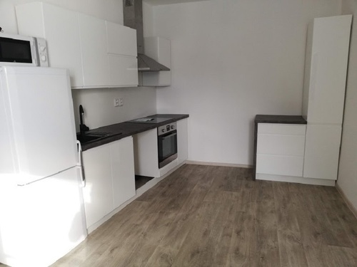 Pronajmu byt 2+1 62m2 v Boskovicích po cel.rekonstrukci