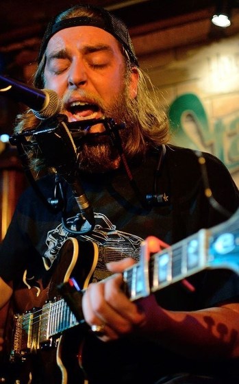 Plakát události DIRTY DEEP - One Man Band (blues, Francie)