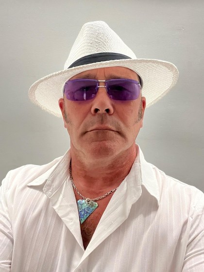 Plakát události Vánoční dárek Will Johns, synovec G. Harrisona a E. Claptona