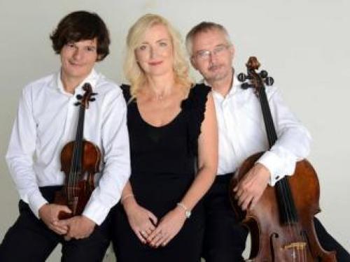 Plakát události Novoroční koncert: Moravské klavírní trio a hosté