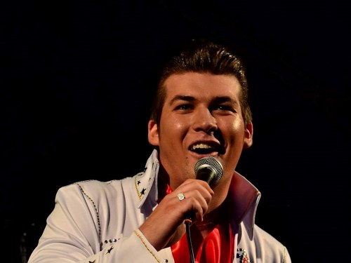 Plakát události Silvestr na Prygl baru s kapelou Another Way a Elvis Presley