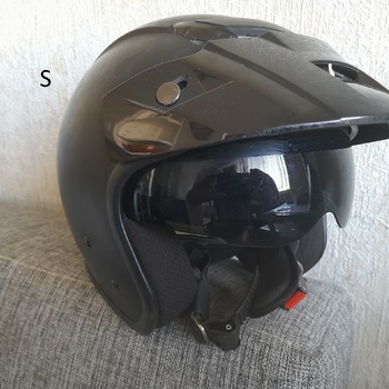 Moto helmyS a M