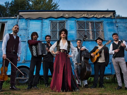 Plakát události Barcelona Gipsy balKan Orchestra