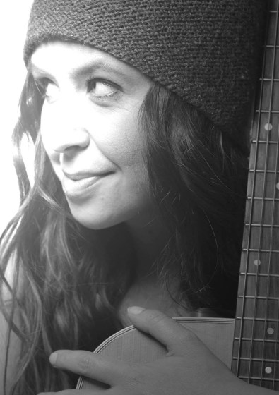 Plakát události Undercover - Alanis Morissette tribute band + Onen svět