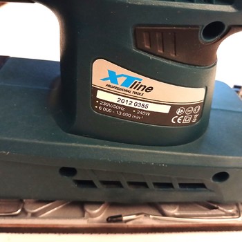 Prodám Elektrickou vibrační brusku  XTline PROFESIONAL  TOOLS