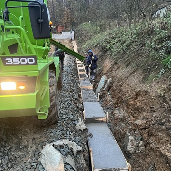 Doprava betonu do těžce přístupného terénu Malejalesikovnej.cz