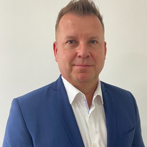 Junior manager, Modřice