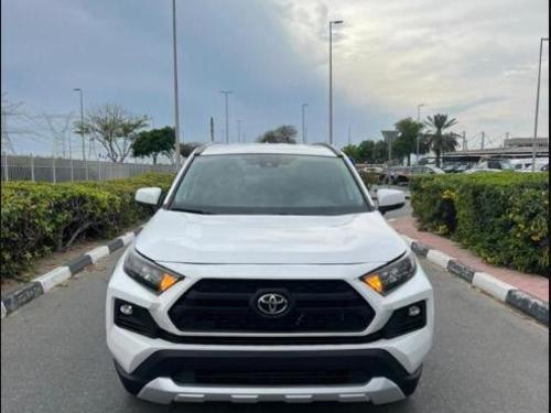 2021 Toyota RAV4 4WD XLE gulf model