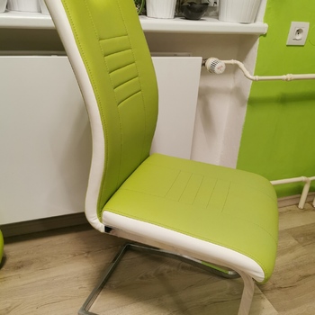 prodám jídelní stůl a židle