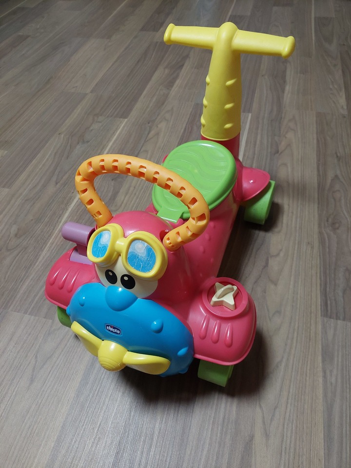 Dětské odrážedlo