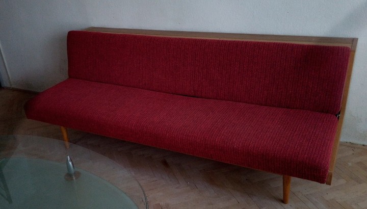 Retro rozkládací pohovka JITONA