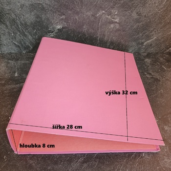 Kancelářské šanony na papíry A4, nebo plastové složky A4