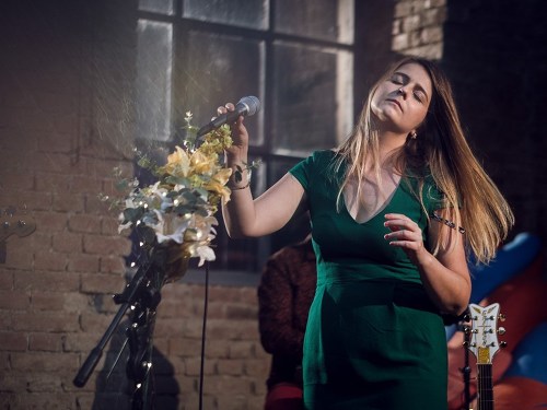 Plakát události Evolet + Undercover - Alanis Morissette Tribute Band