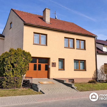 Prodej rodinného domu 5+1 v Neslovicích