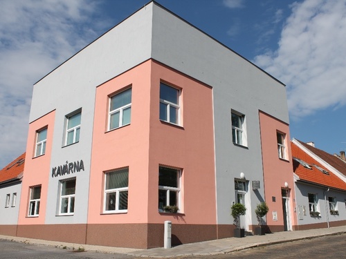 Domov bez zámku Náměšť nad Oslavou, p.o.