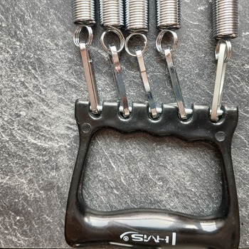 Nový ocelový posilovač svalů  EXPANDÉR HMS