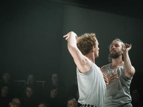 Plakát události WHOMAN - Můžou se i muži stát lidmi?