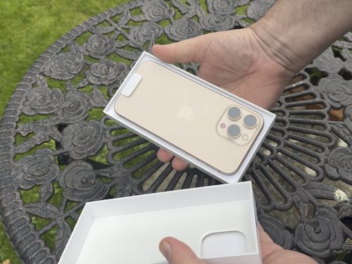 Prodám iphone 16 pro max